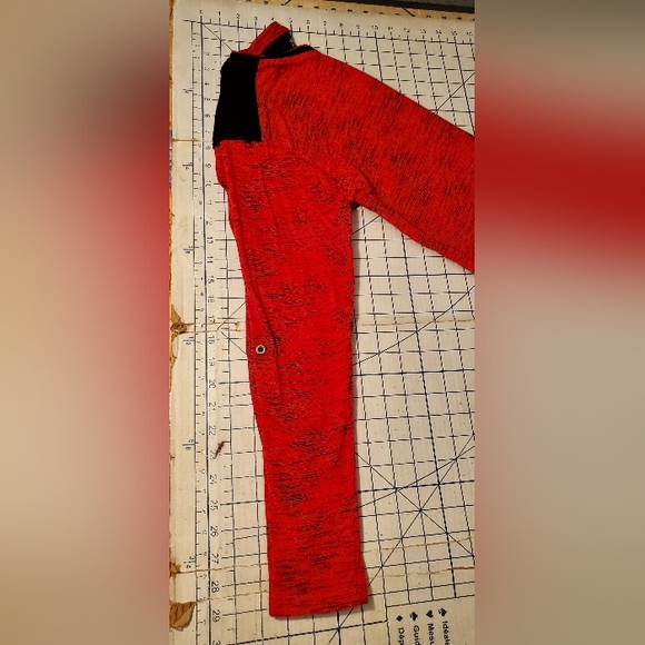 🔥NWOT Stockhomme Evolution Red Black Long Sleeve Pocket T-shirt Men US Small - Picture 6 of 8